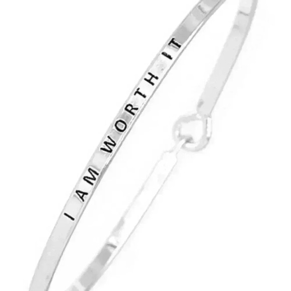 I Am Worth It Bracelet - Picture 1 of 1